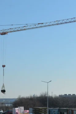 CẨU THÁP POTAIN MC85