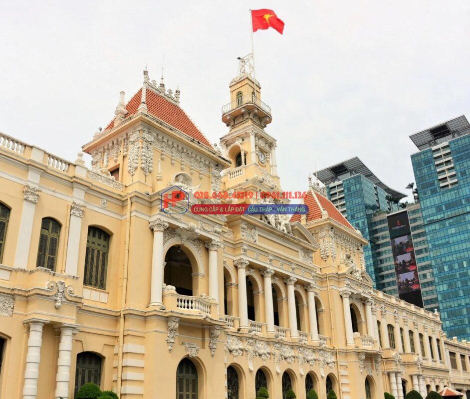 TP.HCM tạm dừng triển khai công trình, dự án sửa chữa, nâng cấp trụ sở- Ảnh 1.