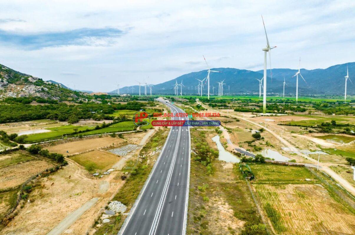 Đèo Cả đề xuất hai phương án đầu tư mở rộng cao tốc Bắc - Nam- Ảnh 1.