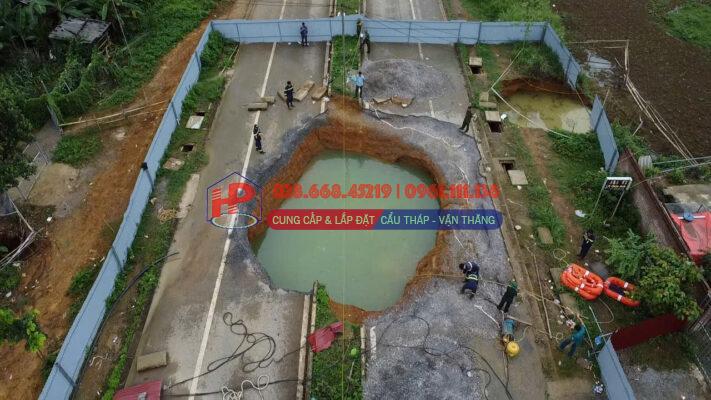Hiểm họa từ hố tử thần mở rộng tại bản làng vùng cao Bắc Kạn- Ảnh 1.