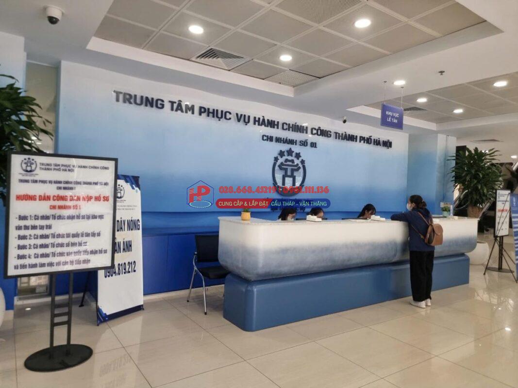 Hết cảnh người dân xếp hàng làm thủ tục cấp phép xây dựng- Ảnh 1.