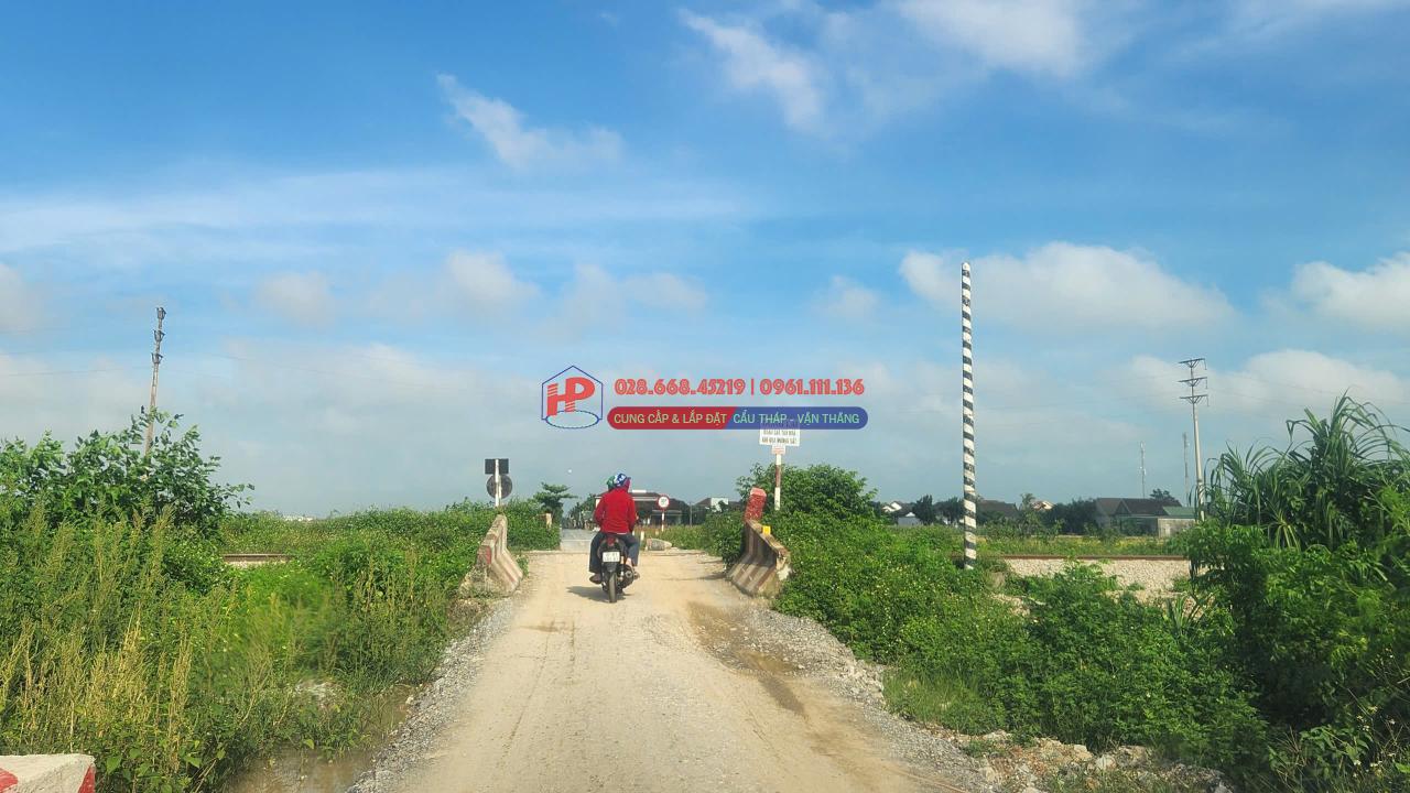 Nghệ An: Làm cầu vượt 1.400 tỷ để sớm thông tuyến đường N5 ra cụm cảng quốc tế- Ảnh 4. Nghệ An: Làm cầu vượt 1.400 tỷ để sớm thông tuyến đường N5 ra cụm cảng quốc tế- Ảnh 4.