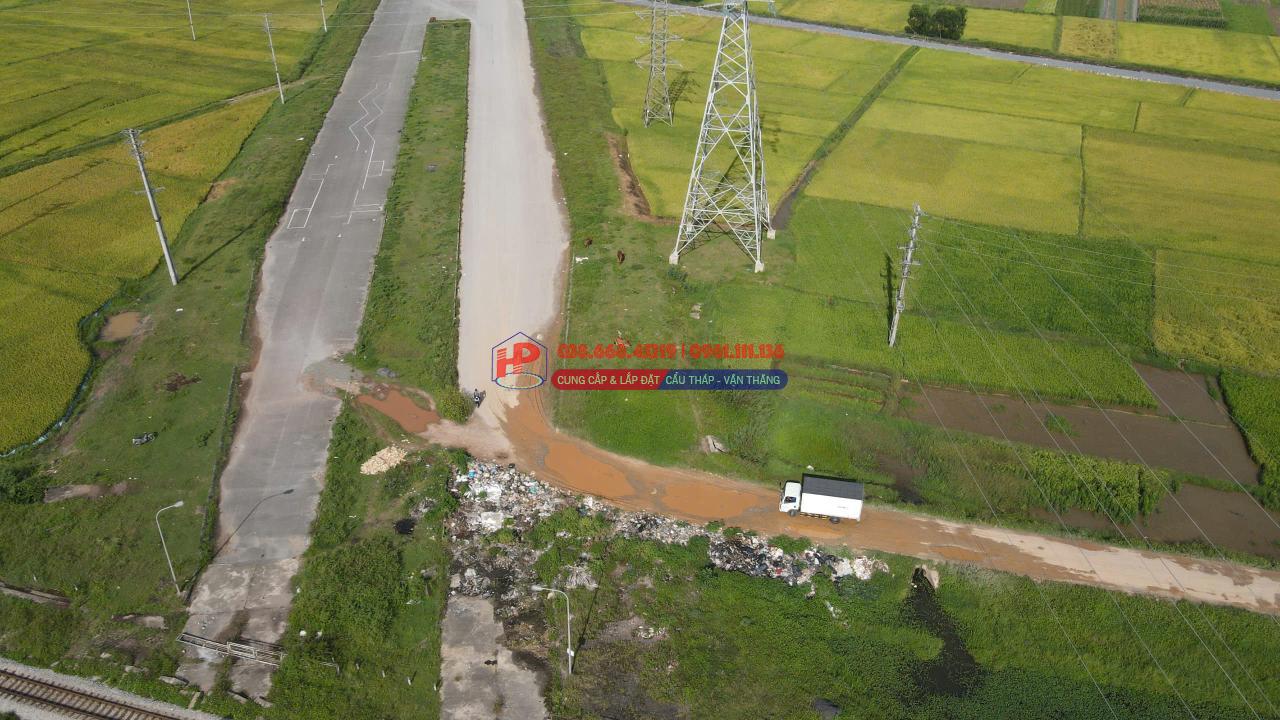 Nghệ An: Làm cầu vượt 1.400 tỷ để sớm thông tuyến đường N5 ra cụm cảng quốc tế- Ảnh 2. Nghệ An: Làm cầu vượt 1.400 tỷ để sớm thông tuyến đường N5 ra cụm cảng quốc tế- Ảnh 2.