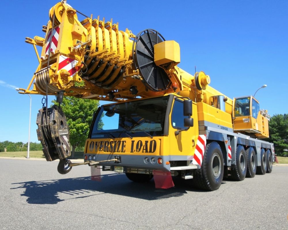 xe cẩu bánh lốp